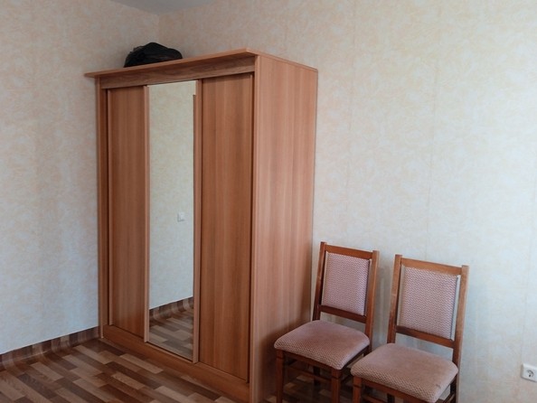 
  Сдам в аренду 2-комнатную квартиру, 60 м², Красноярск

. Фото 5.