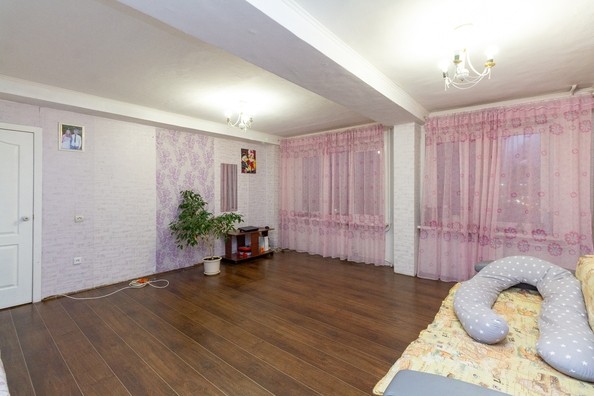 
   Продам 3-комнатную, 80 м², Ульяновский пр-кт, 30

. Фото 5.