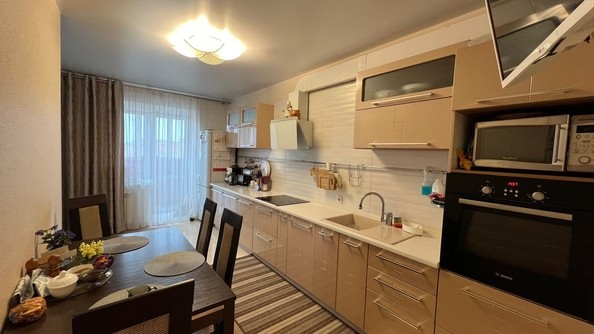 
   Продам 3-комнатную, 105 м², Елены Стасовой ул, 38г

. Фото 1.