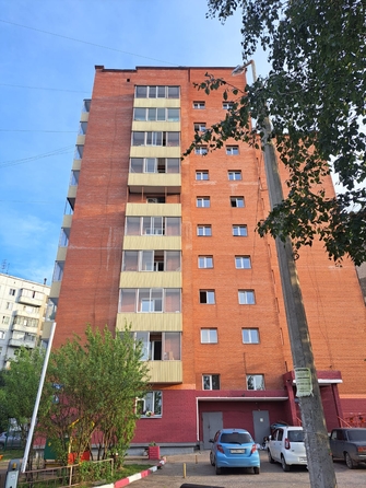 
   Продам 1-комнатную, 49 м², Светлогорская ул, 29

. Фото 1.