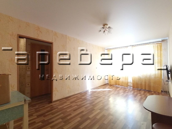 
   Продам 1-комнатную, 31.8 м², Новосибирская ул, 39

. Фото 2.