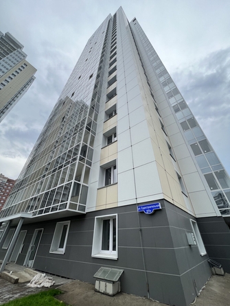 
   Продам 3-комнатную, 86 м², Судостроительная ул, 27г

. Фото 26.