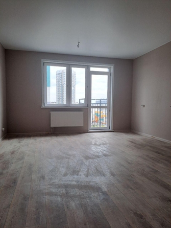 
   Продам 1-комнатную, 37.4 м², Петра Подзолкова ул, 22

. Фото 2.