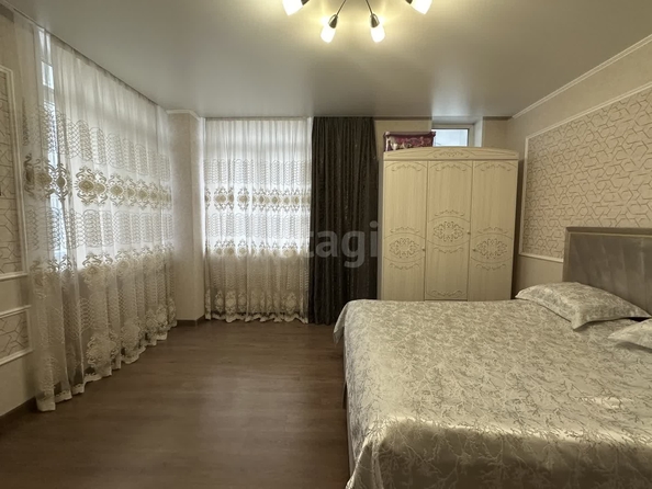 
   Продам 3-комнатную, 94.5 м², Алексеева ул, 39

. Фото 20.