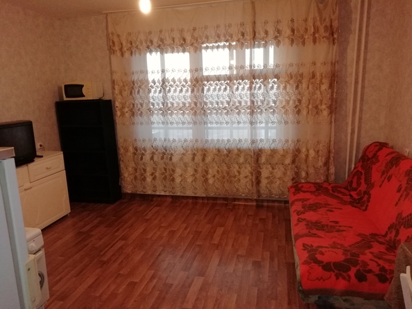 
  Сдам в аренду студию, 27 м², Красноярск

. Фото 2.