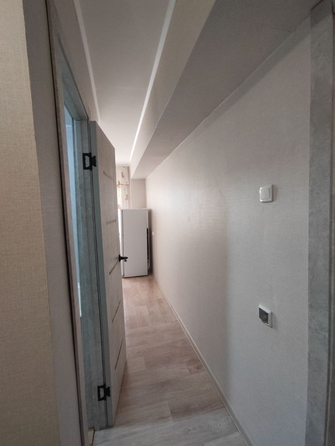 
   Продам 1-комнатную, 31 м², Красноярский Рабочий пр-кт, 14а

. Фото 3.