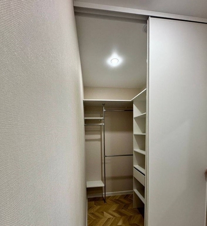 
  Сдам в аренду 1-комнатную квартиру, 39 м², Красноярск

. Фото 1.