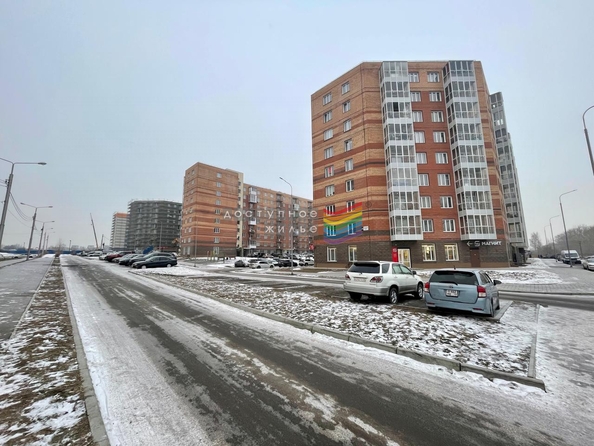 
   Продам 3-комнатную, 87.2 м², Северное шоссе, 48а

. Фото 1.