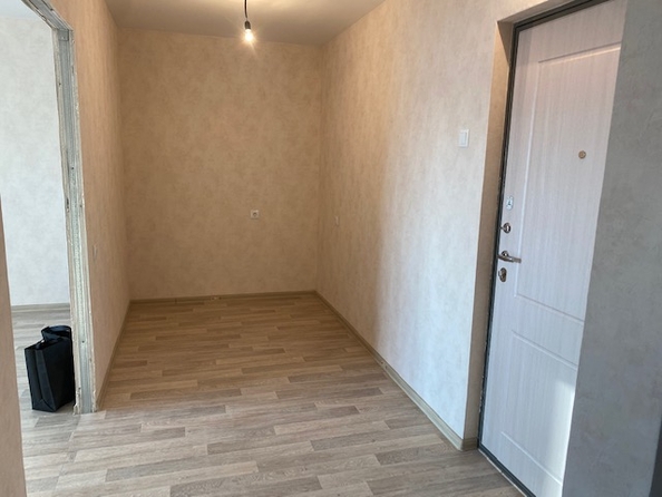 
   Продам 1-комнатную, 40.5 м², Вербная ул, 3

. Фото 6.