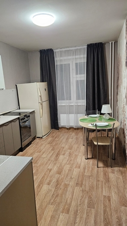 
   Продам 2-комнатную, 56 м², Киренского ул, 33

. Фото 6.