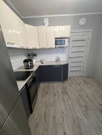 
   Продам 2-комнатную, 55.6 м², Судостроительная ул, 27д

. Фото 2.