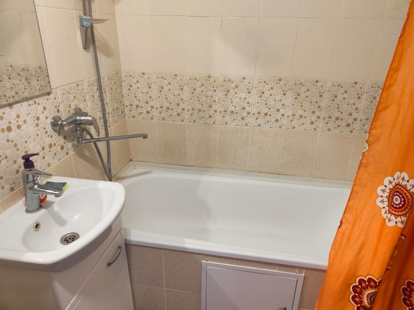 
  Сдам в аренду 1-комнатную квартиру, 36 м², Красноярск

. Фото 12.