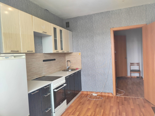 
  Сдам в аренду 1-комнатную квартиру, 36 м², Красноярск

. Фото 18.