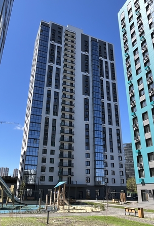 
   Продам 2-комнатную, 56 м², Свободный пр-кт, 66р

. Фото 5.