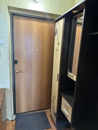 
   Продам 1-комнатную, 33 м², Карамзина ул, 24

. Фото 4.