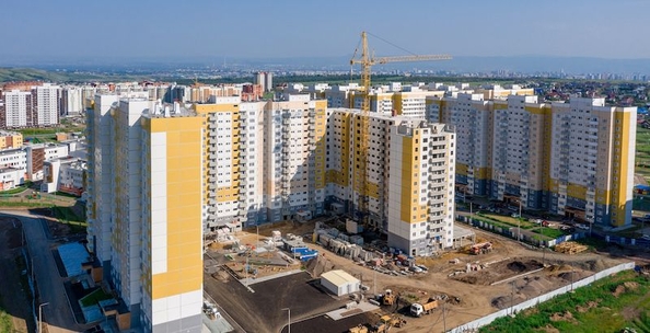 
   Продам студию, 53.78 м², Нанжуль-Солнечный, дом 13а

. Фото 1.