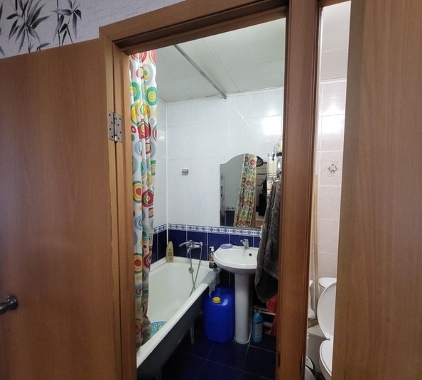 
  Продается 3-комн. квартира, 76 м², Семафорная ул, д. 251
. Фото 5.