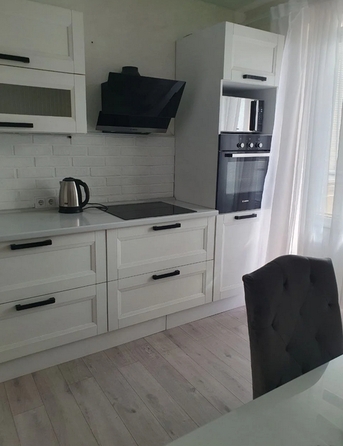 
  Сдам 1-комн. квартиру, 37 м², Трегубенко ул, д. 57
. Фото 1.