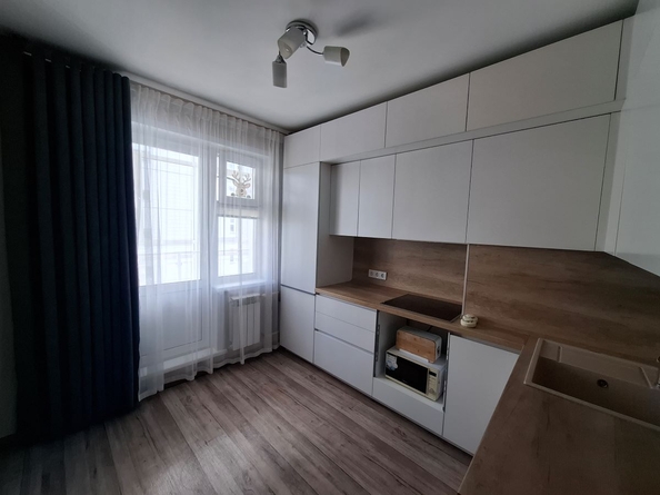 
  Сдам 2-комн. квартиру, 54 м², Киренского ул, д. 35
. Фото 1.