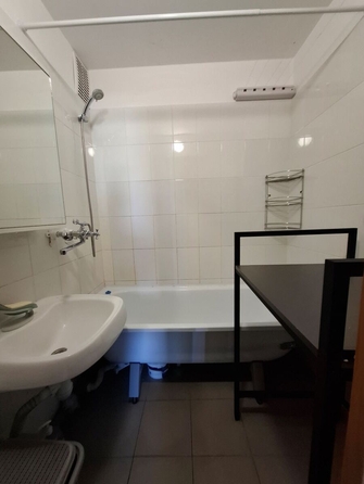 
  Сдам 2-комн. квартиру, 54 м², Киренского ул, д. 35
. Фото 13.