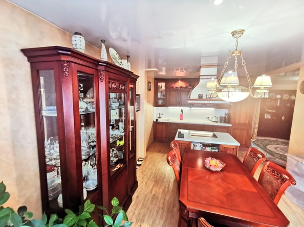 
  Продам 2-комн. квартиру, 80.2 м², Весны ул, д. 21
. Фото 2.