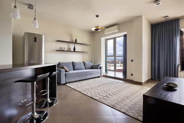 
  Сдается посуточно 2-комн. квартира, 56 м², Мартынова ул, д. 27
. Фото 1.