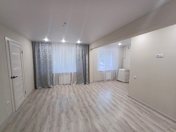 
  Продам 2-комн. квартиру, 45 м², Свердловская ул, д. 31а
. Фото 2.