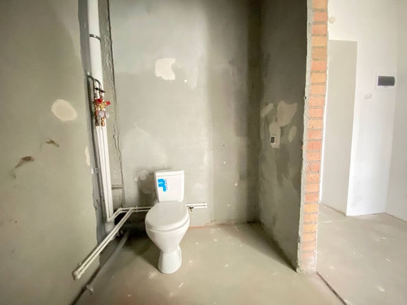 
  Продам 2-комн. квартиру 41 м², в ЖК Портовый, 1 очередь. Фото 13.