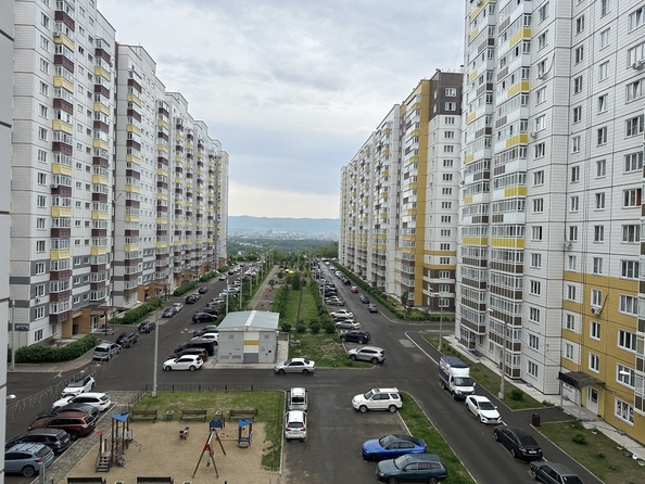 
  Продам 3-комн. квартиру 65.5 м², в ЖК Иннокентьевский, 3 мкр дом 6. Фото 23.