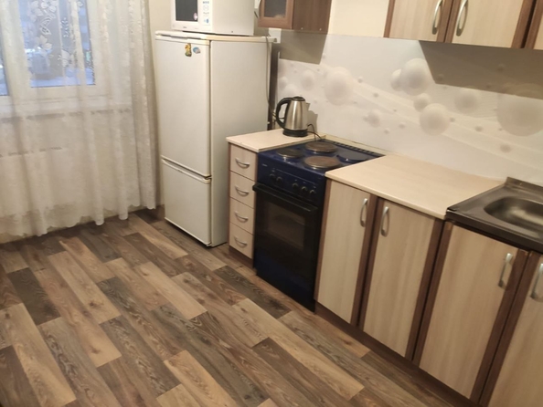 
  Сдам посуточно 1-комн. квартиру 35 м². Фото 6.