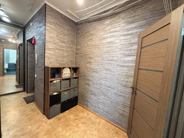 
  Продам 2-комн. квартиру 46.7 м², в ЖК Белые Росы, дом 21. Фото 8.