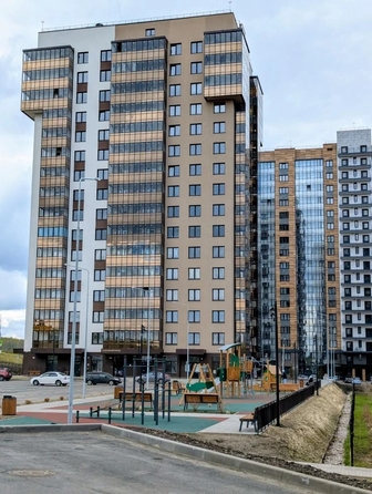 
  Продается 4-комн. квартира 87.2 м², в ЖК Кедр, дом 1. Фото 2.