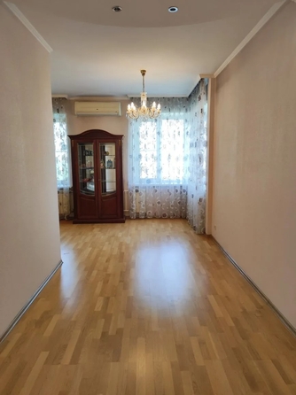 
  Продам 2-комн. квартиру 97.6 м². Фото 7.