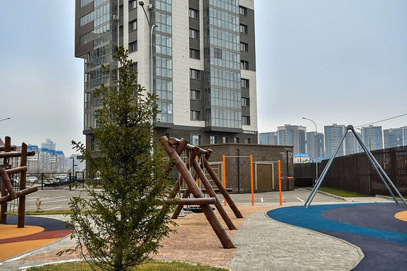 
  Продам 4-комн. квартиру 120.8 м², в ЖК Нестеров. Фото 38.