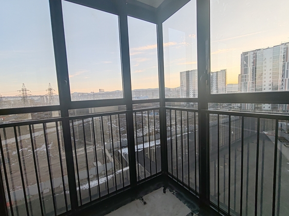 
  Продам 2-комн. квартиру 54.7 м². Фото 4.