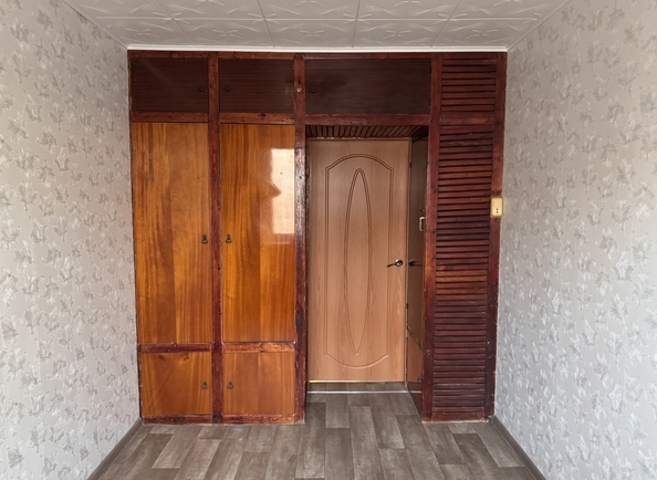 
  Продам 3-комн. квартиру 63.7 м². Фото 4.
