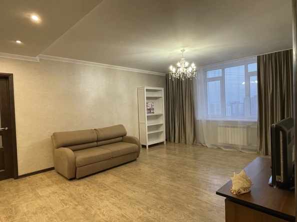 
  Сдам 2-комн. квартиру 60 м². Фото 7.