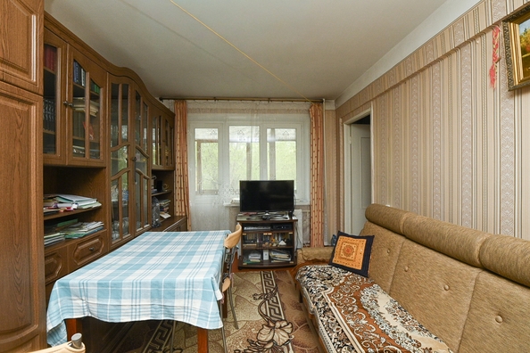 
  Продам 4-комн. квартиру 60.2 м². Фото 1.