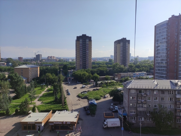 
  Продам 3-комн. квартиру 66.8 м². Фото 18.