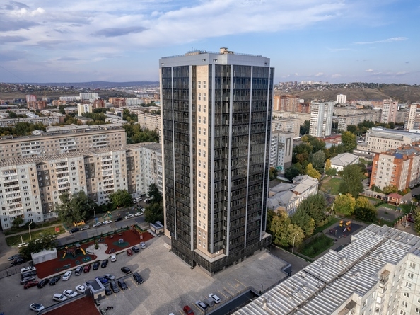 
  Продается 3-комн. квартира 113.3 м², в ЖК Кристалл, корпус 2. Фото 3.