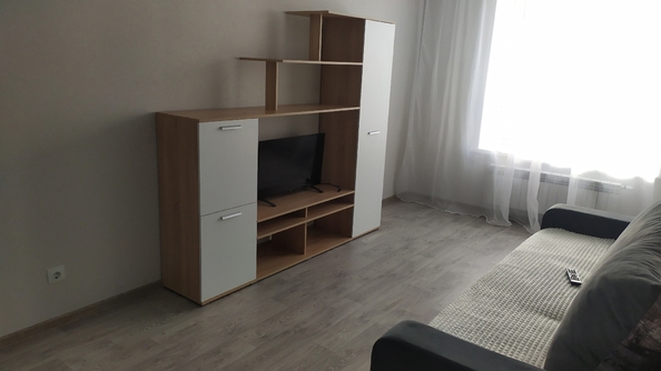 
  Сдам 1-комн. квартиру 42 м². Фото 3.