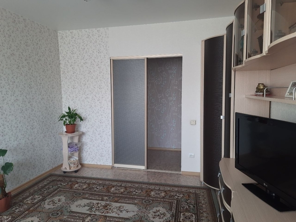 
  Продам 2-комн. квартиру 50.2 м². Фото 14.