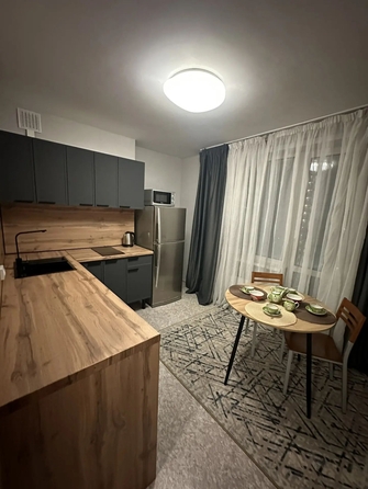 
  Сдам 1-комн. квартиру 36 м². Фото 1.