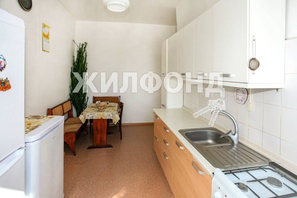 
   Продам дом, 272.2 м², Барнаул

. Фото 6.