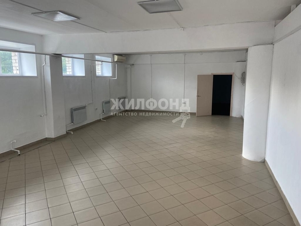 
   Продам помещение свободного назначения, 452 м², Интернациональная ул, 1

. Фото 5.