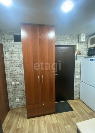 
   Продам 1-комнатную, 24.8 м², Малахова ул, 65

. Фото 2.