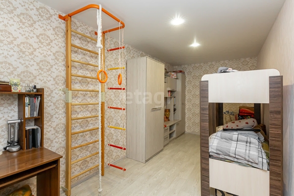 
   Продам 3-комнатную, 57 м², Юрина ул, 114

. Фото 7.