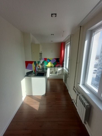 
   Продам 1-комнатную, 32.5 м², Змеиногорский тракт, 35А

. Фото 1.