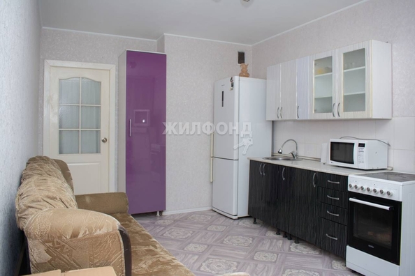 
   Продам 1-комнатную, 47.4 м², Солнечная Поляна ул, 111

. Фото 8.