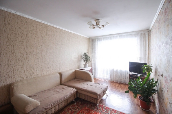 
   Продам 3-комнатную, 62.8 м², Чеглецова ул, 66

. Фото 6.